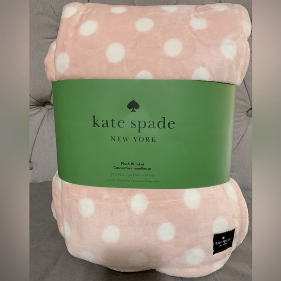 Kate Spade Polka dot Plush Blanket - Picture 4 of 4